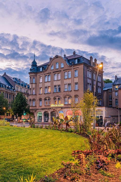 Metz Hotel image 2