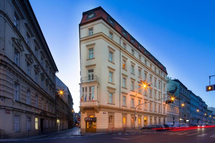 Hôtel de Prague image 2