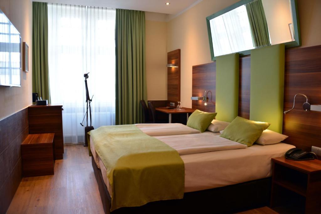 Munich Hotel image 1
