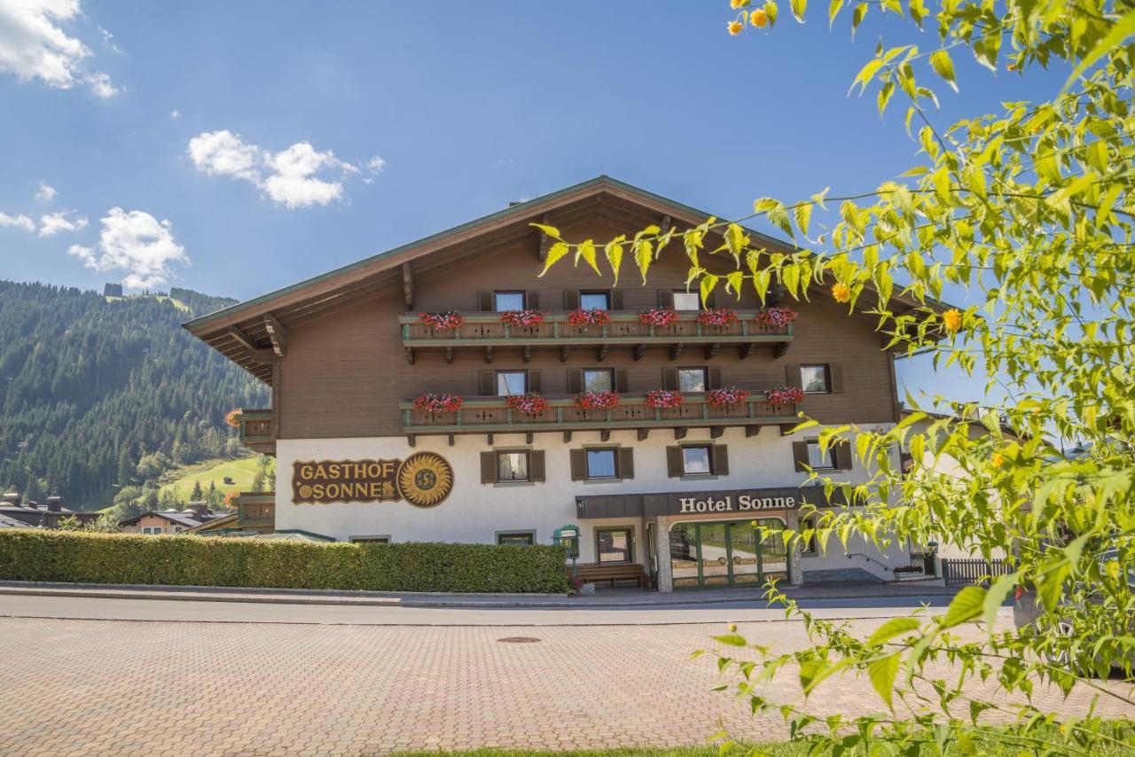 St Johann Hotel image 1